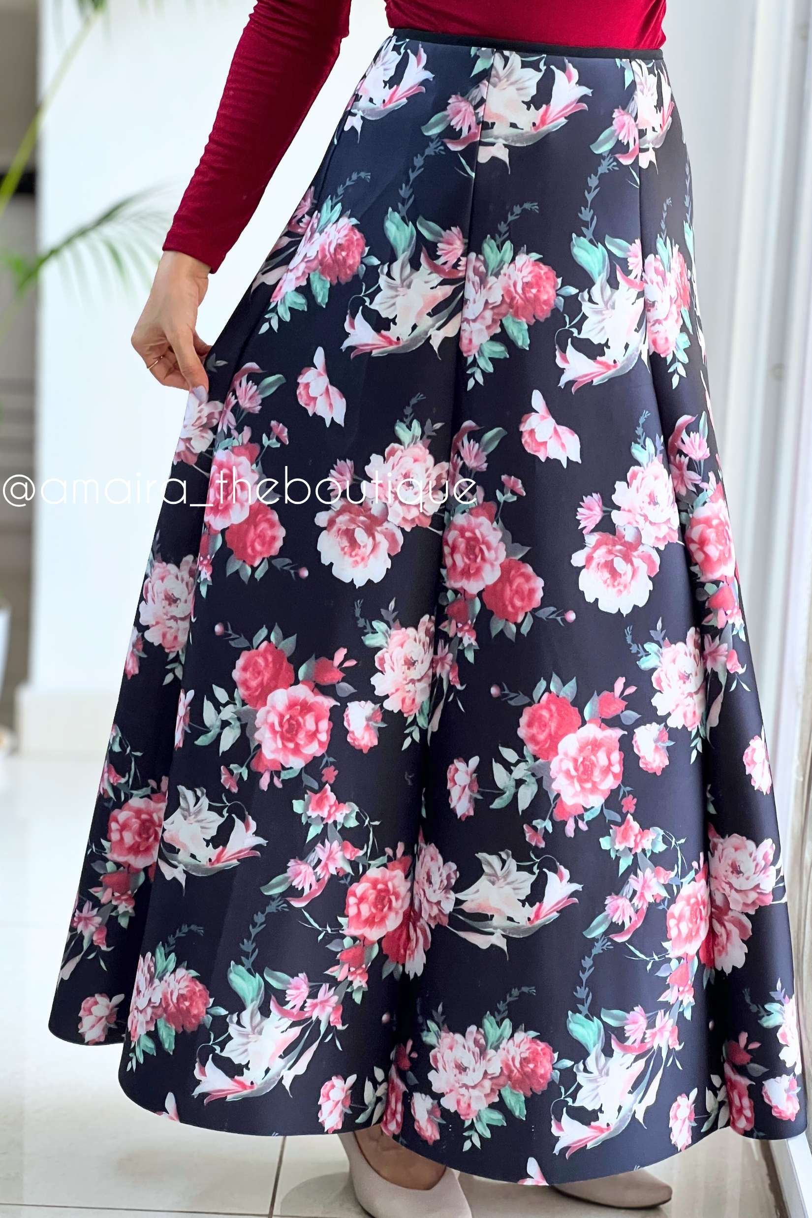 CONNIE LONG SCUBA SKIRTS - Image 5
