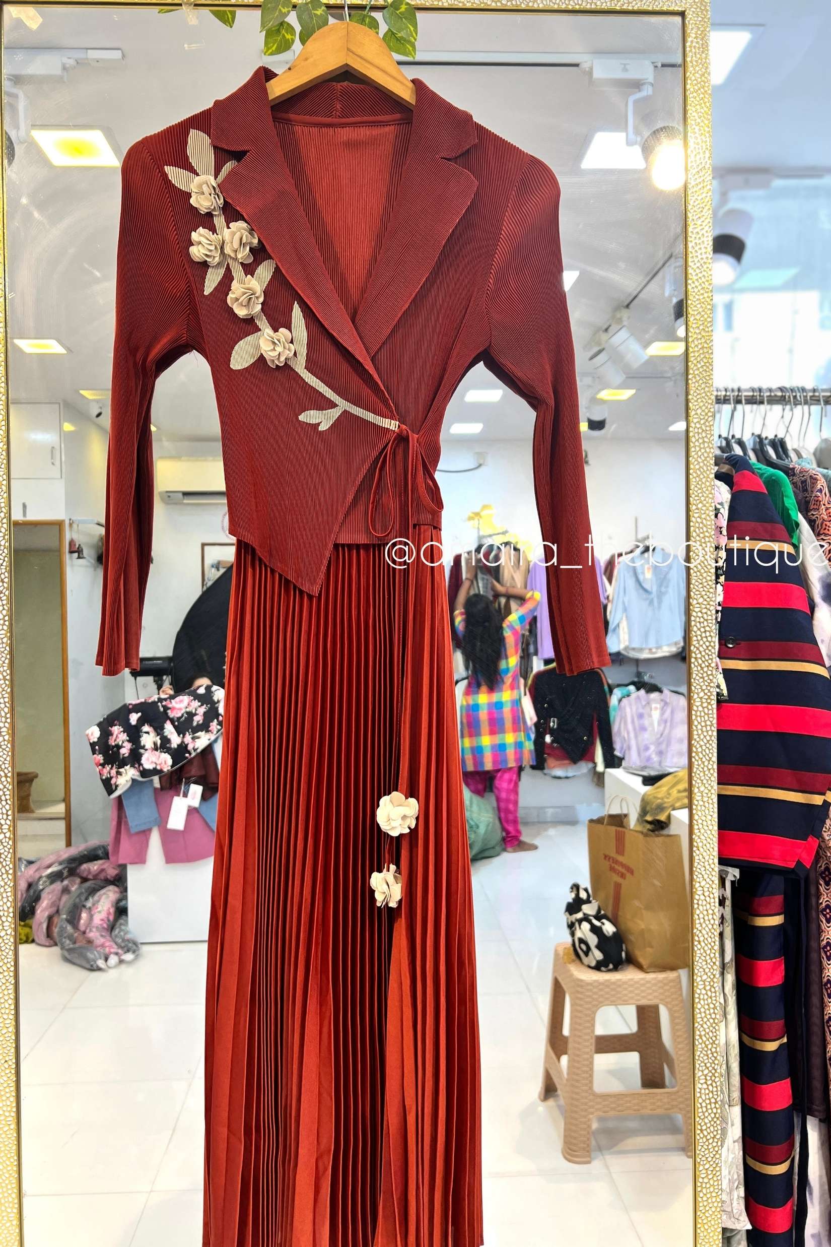 ELEANOR KOREAN DRESS - Image 7