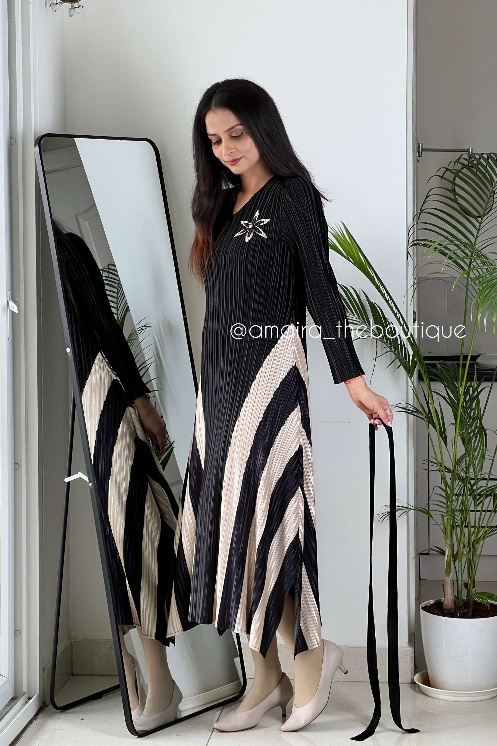 ESME KOREAN DRESSES - Image 2