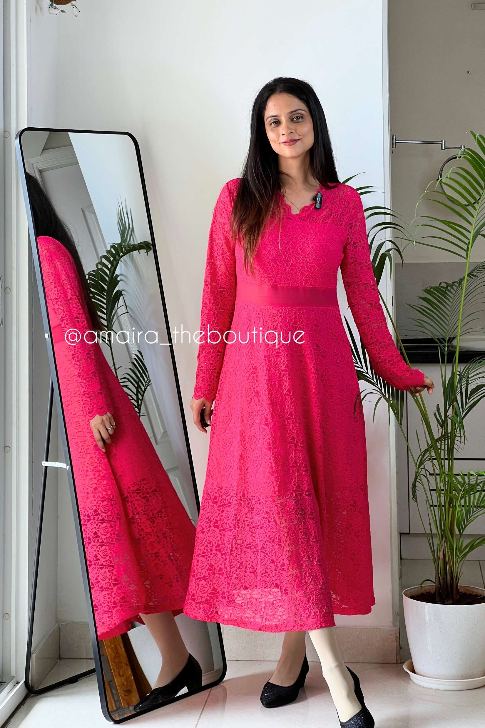 LACY DRESSES - Image 3