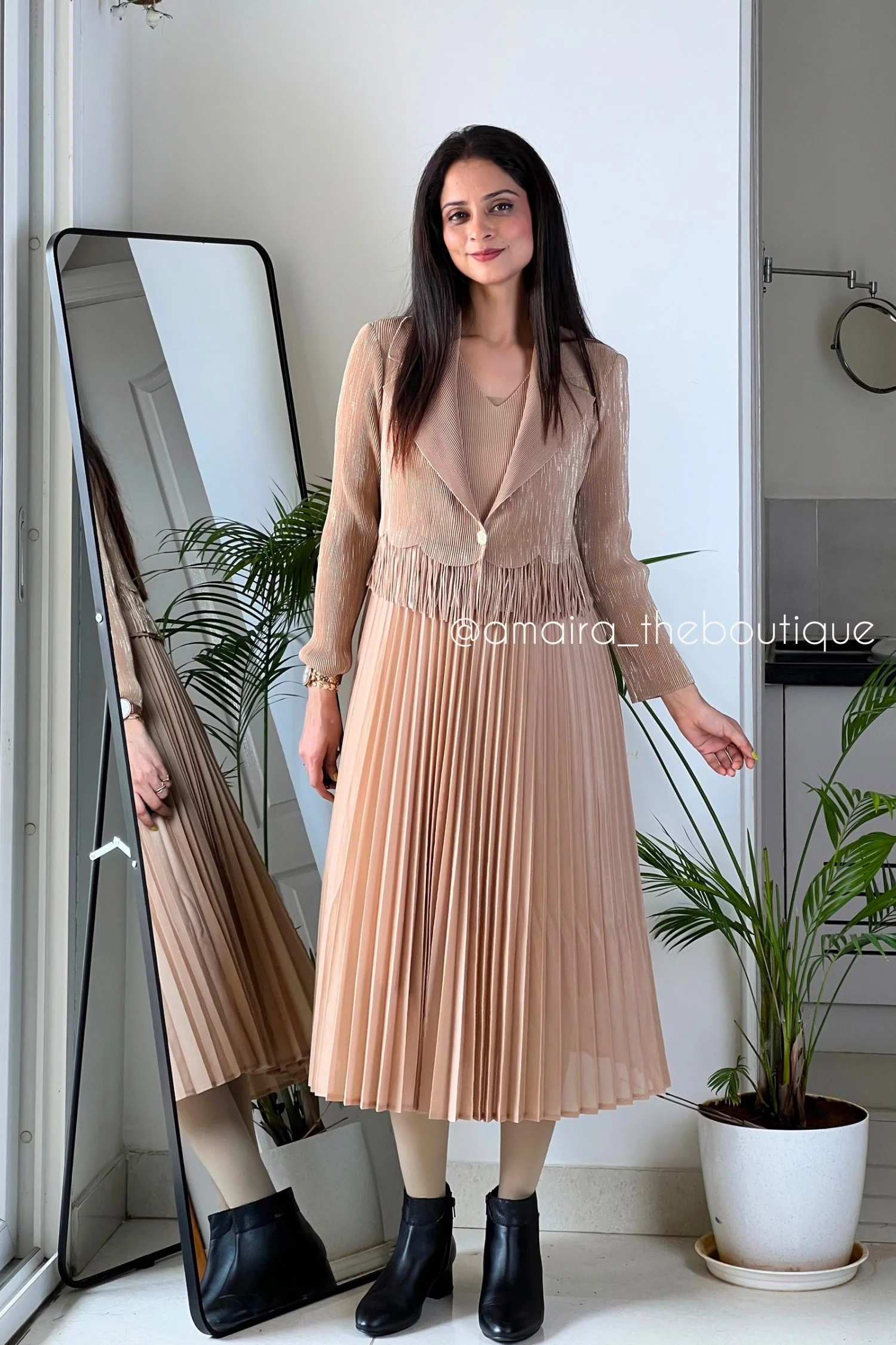 MILA KOREAN DRESSES - Image 4