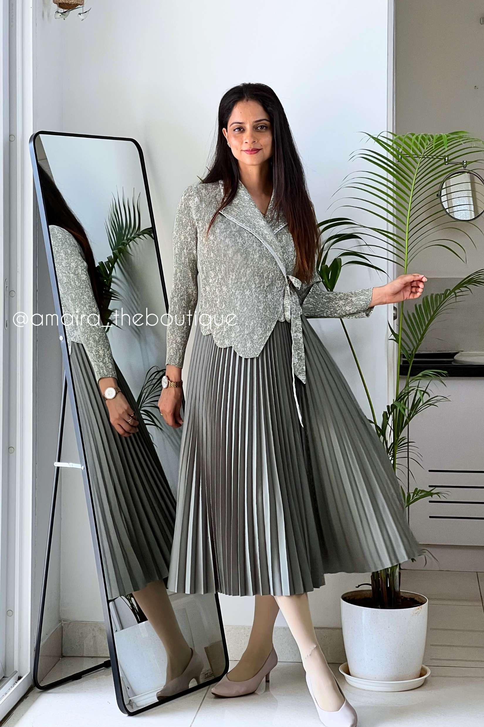 SAGE KOREAN DRESSES - Image 4