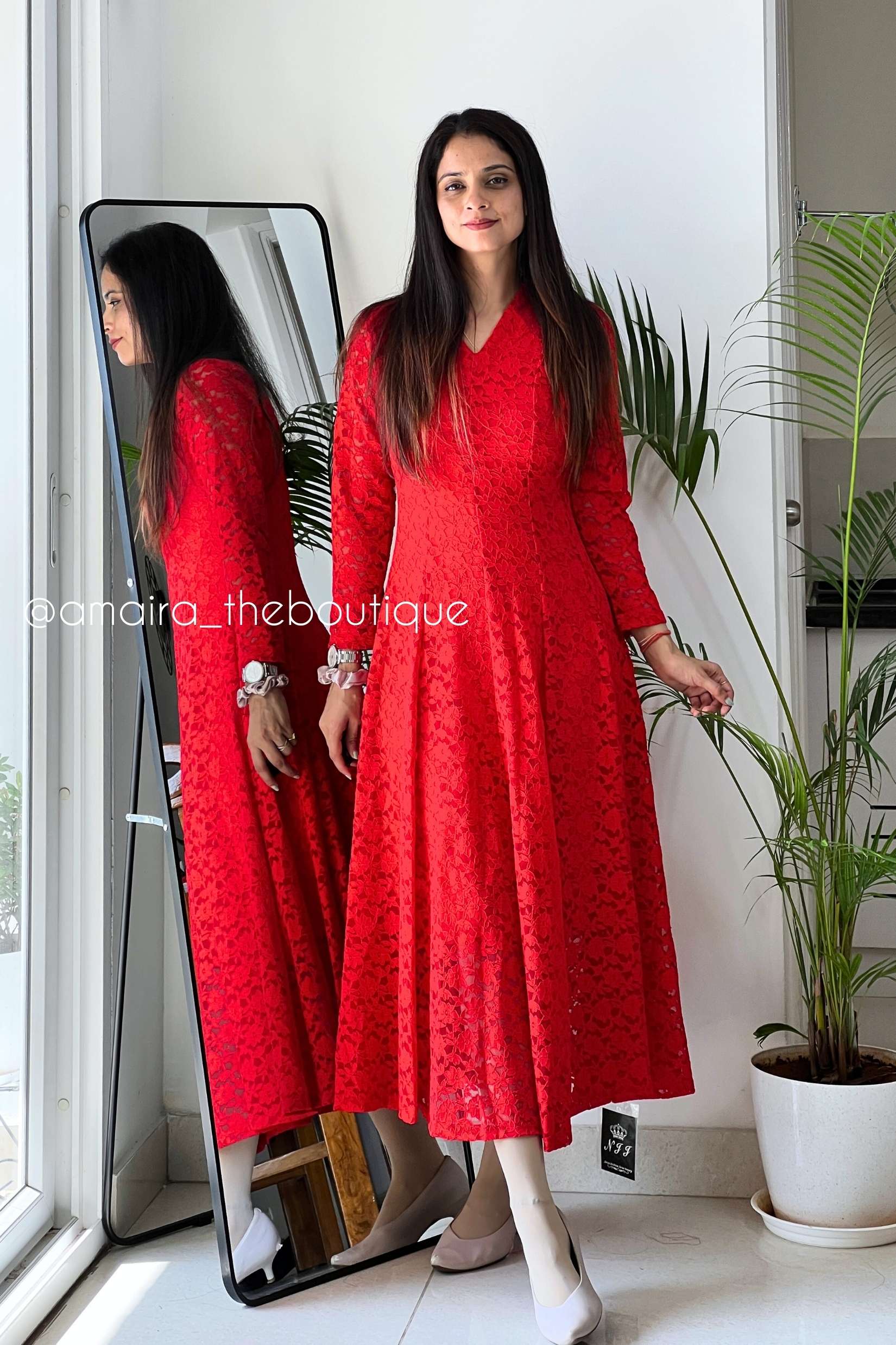 TIA LACE DRESSES - Image 4